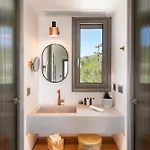 Reveli Aparthotel