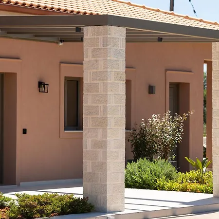 アパートホテル Reveli