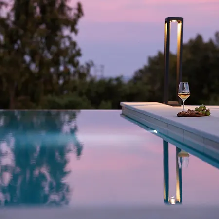 Aparthotel Reveli 4*