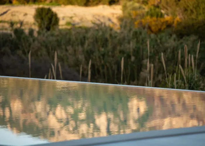 Reveli Aparthotel Katelios