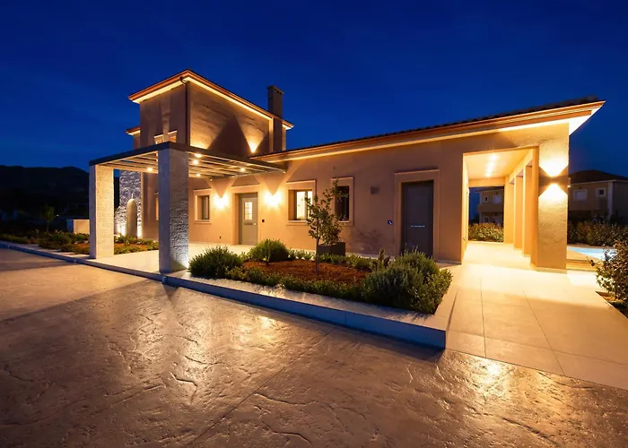 Reveli Aparthotel Katelios