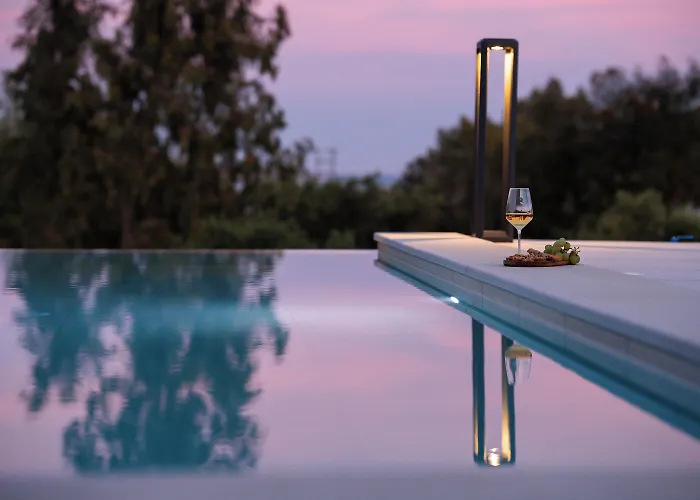 Aparthotel Reveli 4*