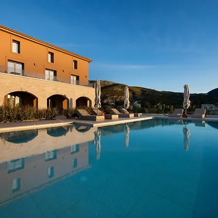 Reveli Hotel apartamentowy Kateleios